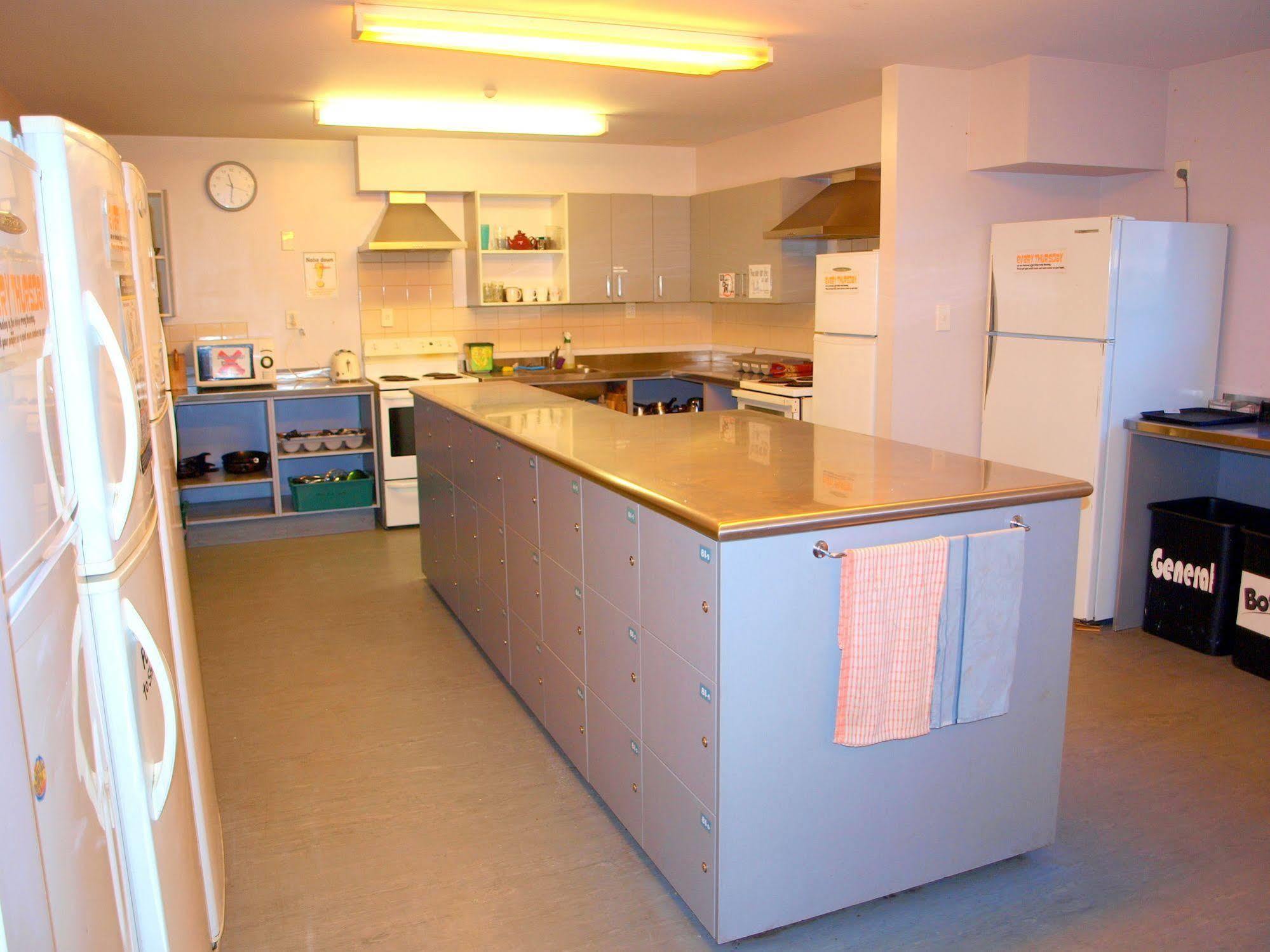Kiwi House Hostel Christchurch Extérieur photo